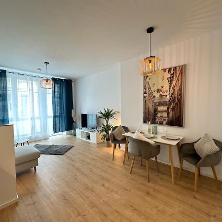 Appartamento Modern, Stylisch Und Zentral! Meuselwitz Esterno foto